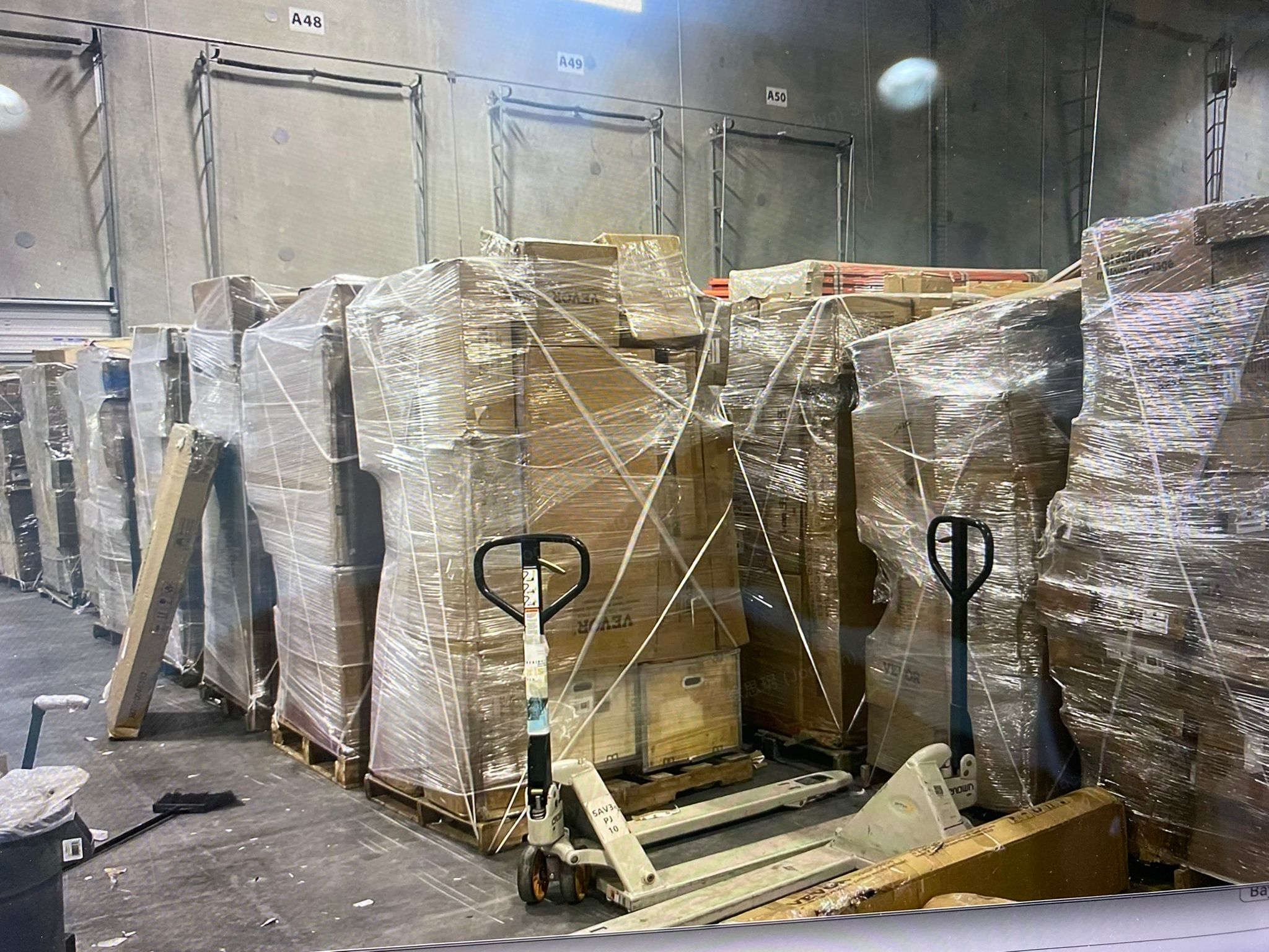 Ecom Undeliverables "MEDIUMS" Truckload – Versatile High-Demand Inventory