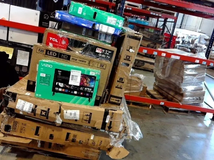 16-Pallet TV Truckload: VIZIO, Onn, Samsung, LG (198 Pcs) - Image 2